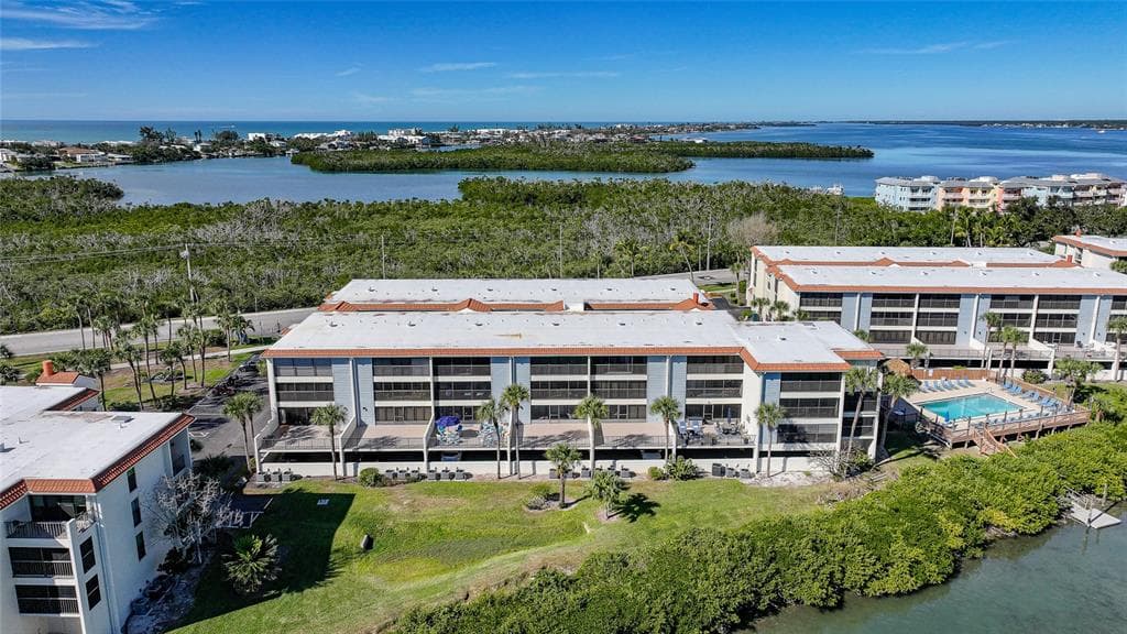 1701 BEACH ROAD 202 photo 1