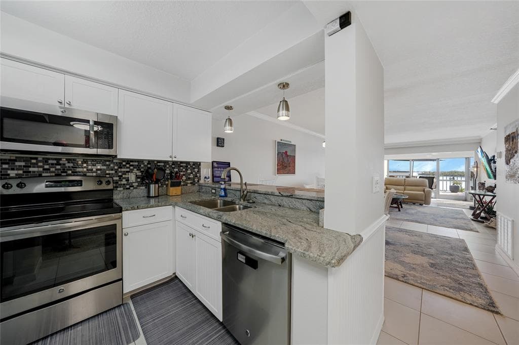 1701 BEACH ROAD 202 photo 8