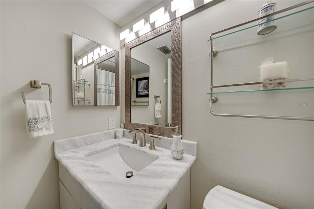 1701 BEACH ROAD 202 photo 25