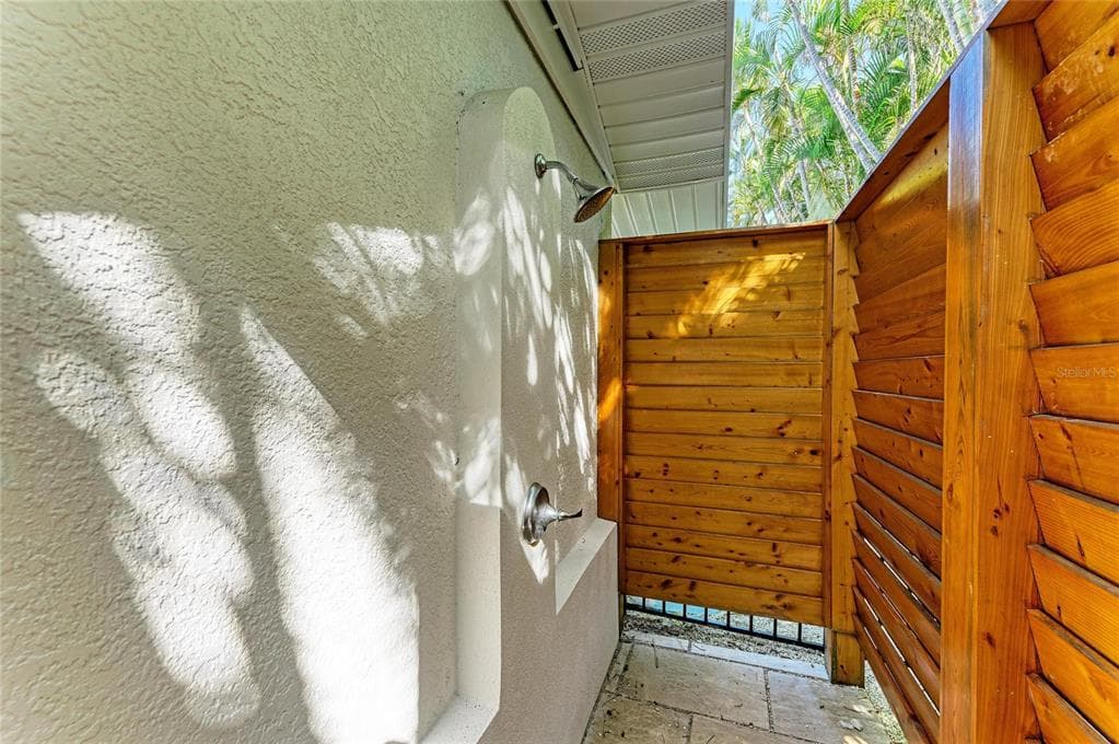 115 LOS CEDROS DRIVE photo 11