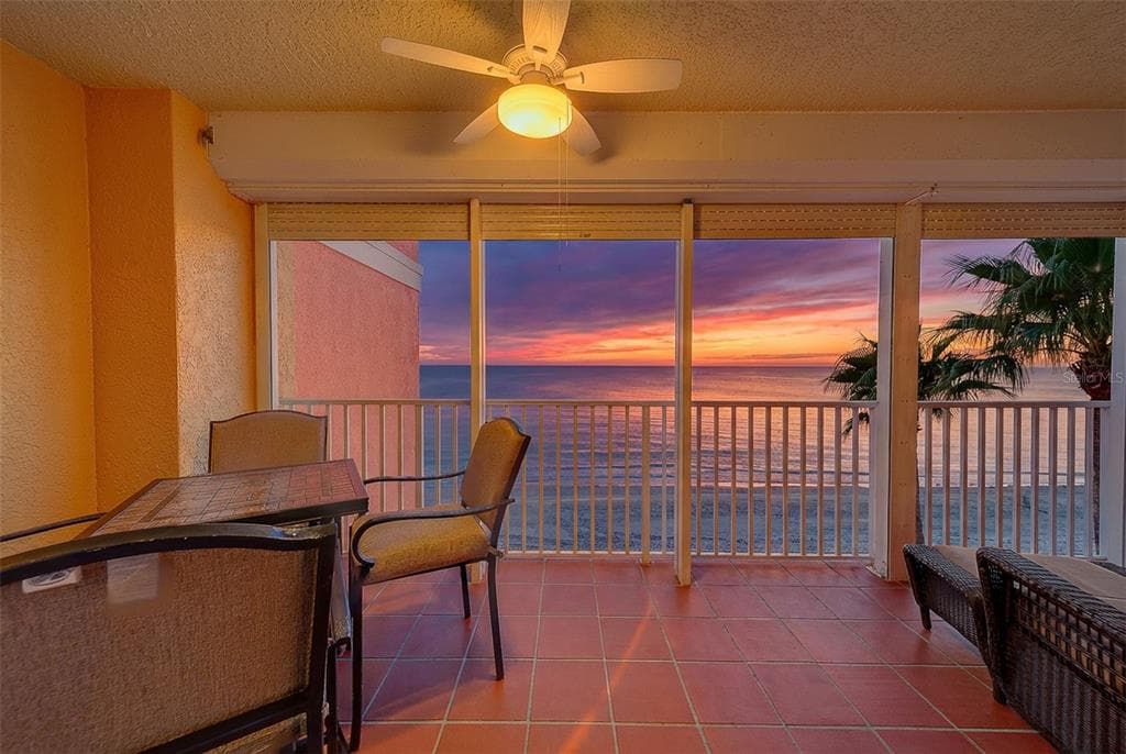 16450 GULF BOULEVARD 565 photo 21