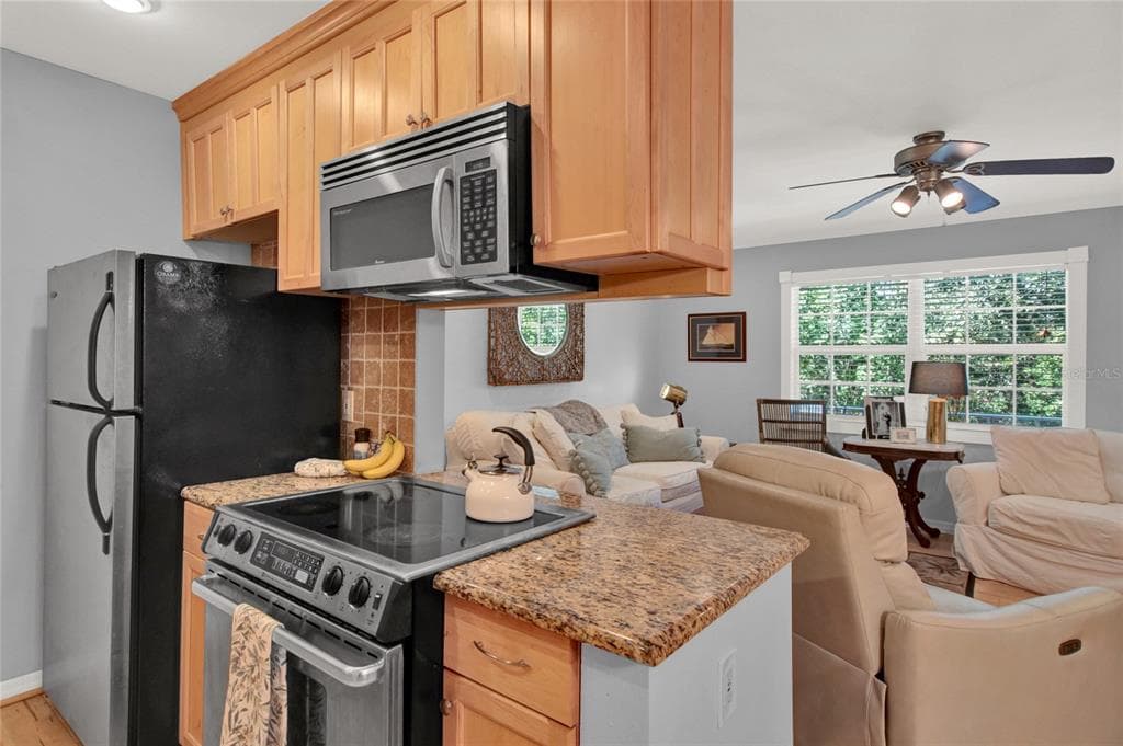 2500 LEE RD. 222 photo 8