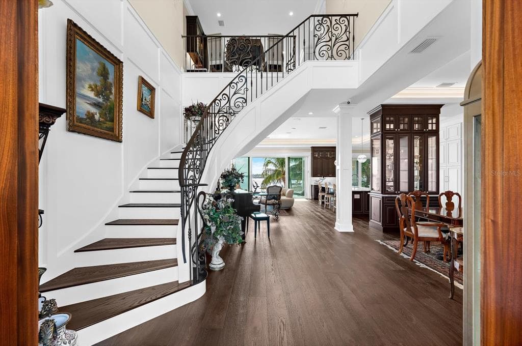 511 BAYVIEW DRIVE photo 8