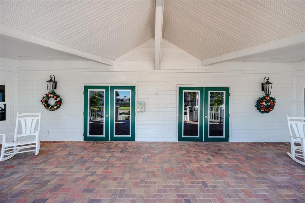 1582 GULF BOULEVARD 1106 photo 6