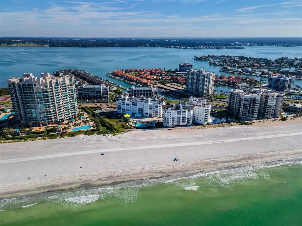 1582 GULF BOULEVARD 1106 photo 1
