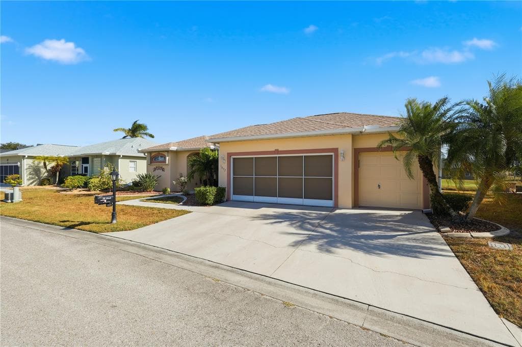1677 BRITANNIA BOULEVARD photo 1