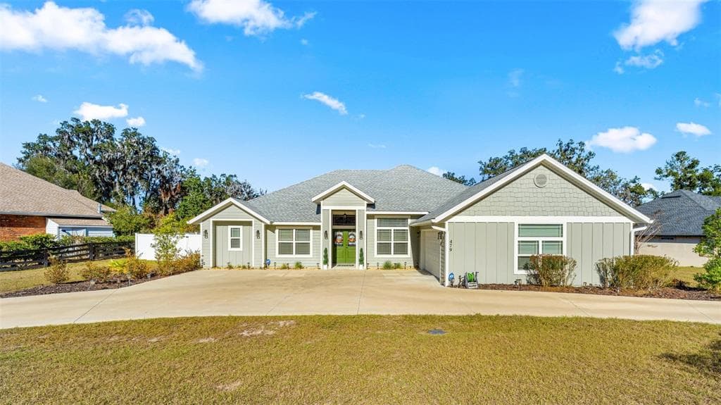 479 NW SAVANNAH CIRCLE photo 1