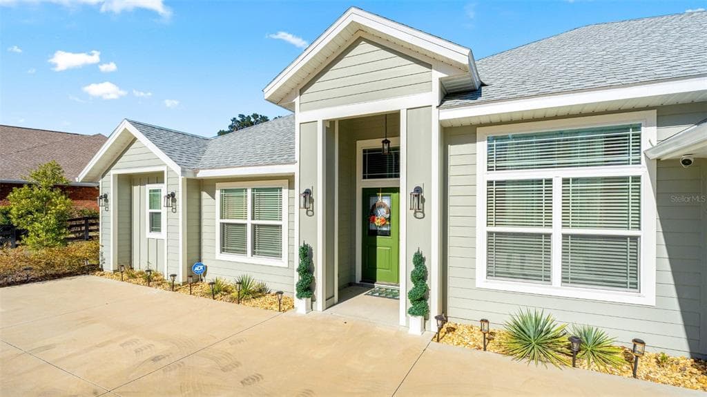 479 NW SAVANNAH CIRCLE photo 4