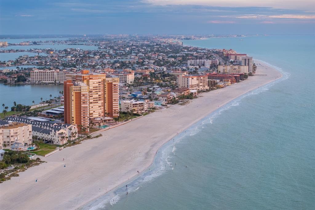 17900 GULF BOULEVARD 6A photo 11