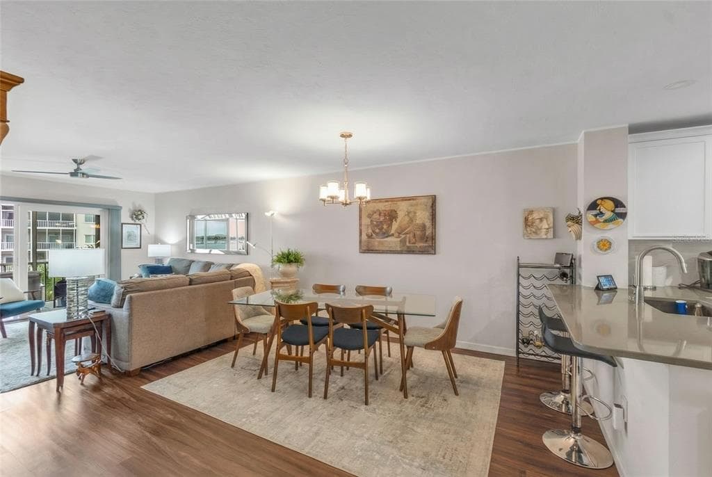 1650 1ST AVENUE W 307B photo 8