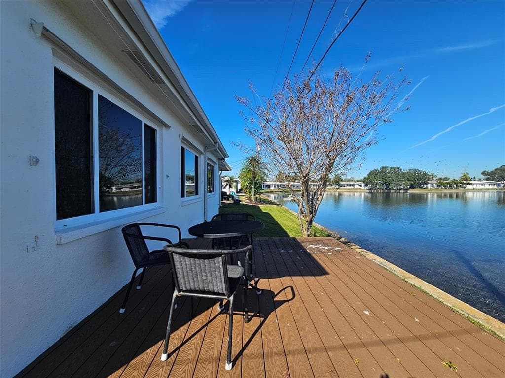 9705 MAINLANDS BOULEVARD W photo 12