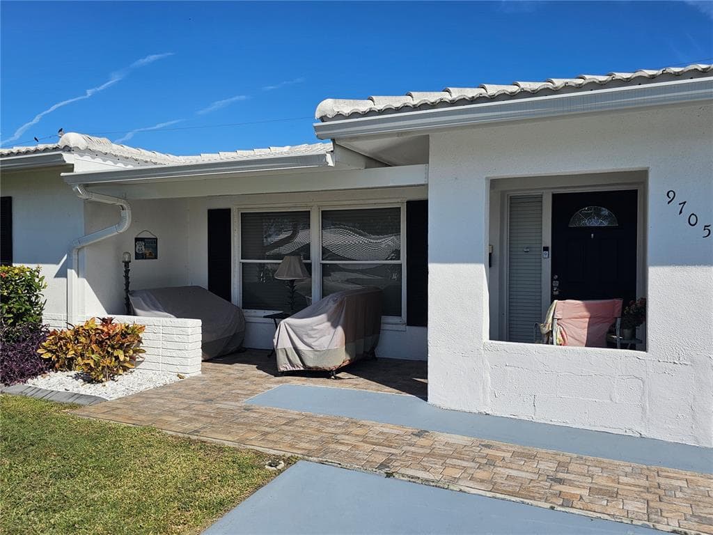 9705 MAINLANDS BOULEVARD W photo 3
