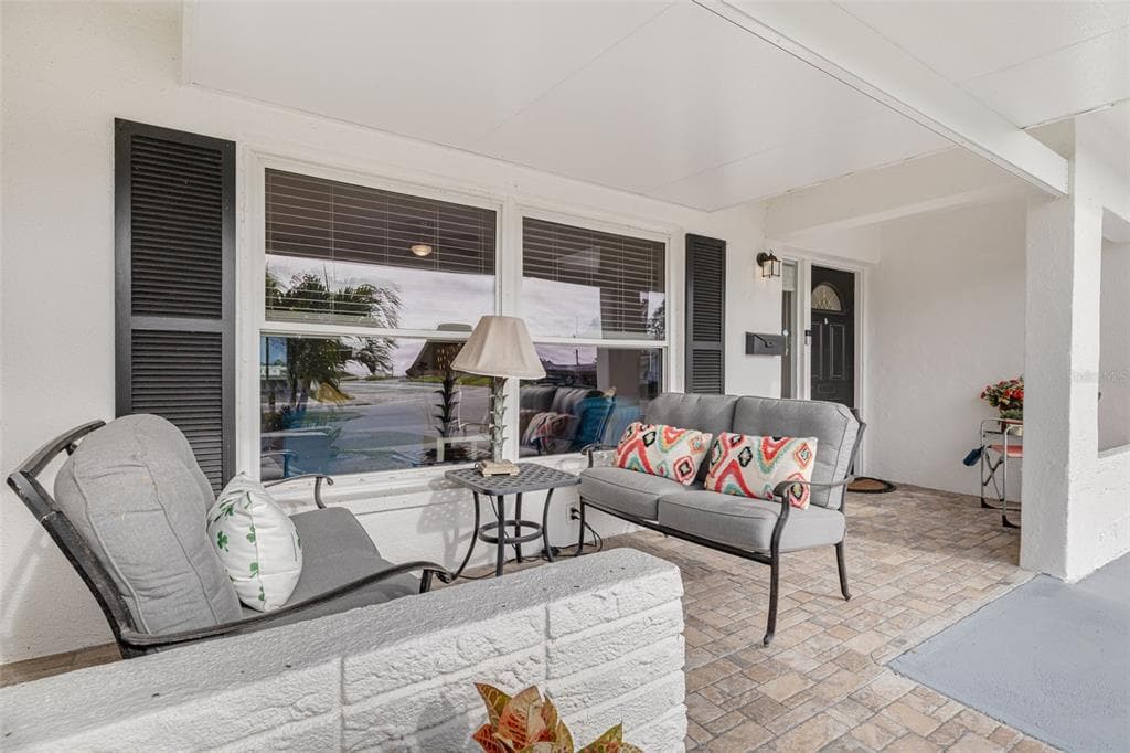 9705 MAINLANDS BOULEVARD W photo 4