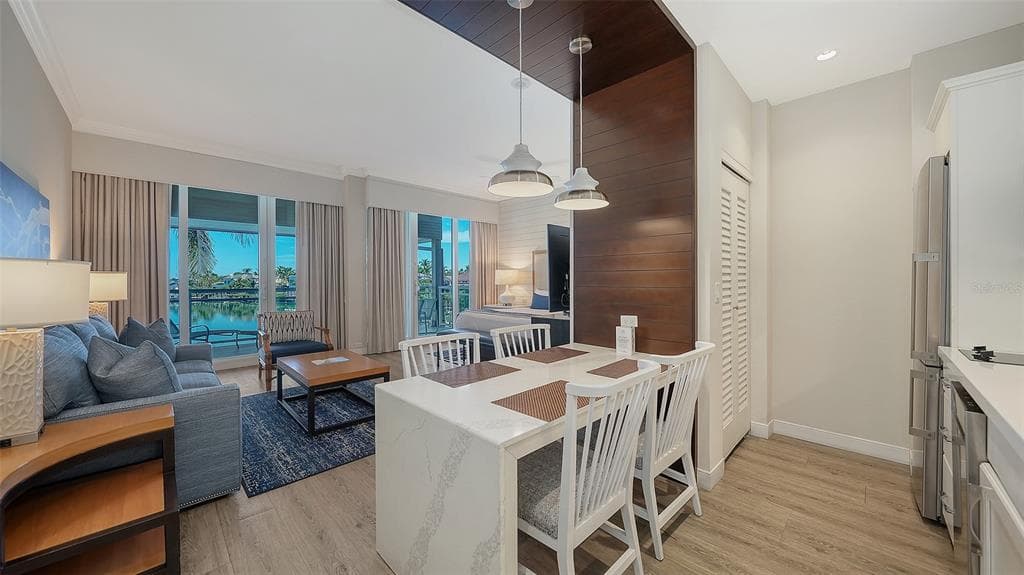 225 SANDS POINT ROAD 6201 photo 15