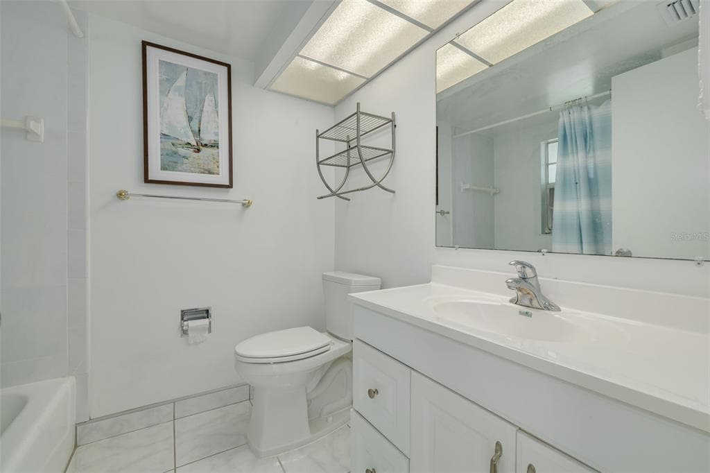 4525 COVE CIRCLE 1002 photo 22