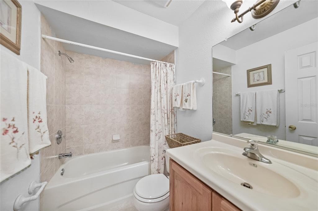 25225 RAMPART BOULEVARD 1607 photo 24