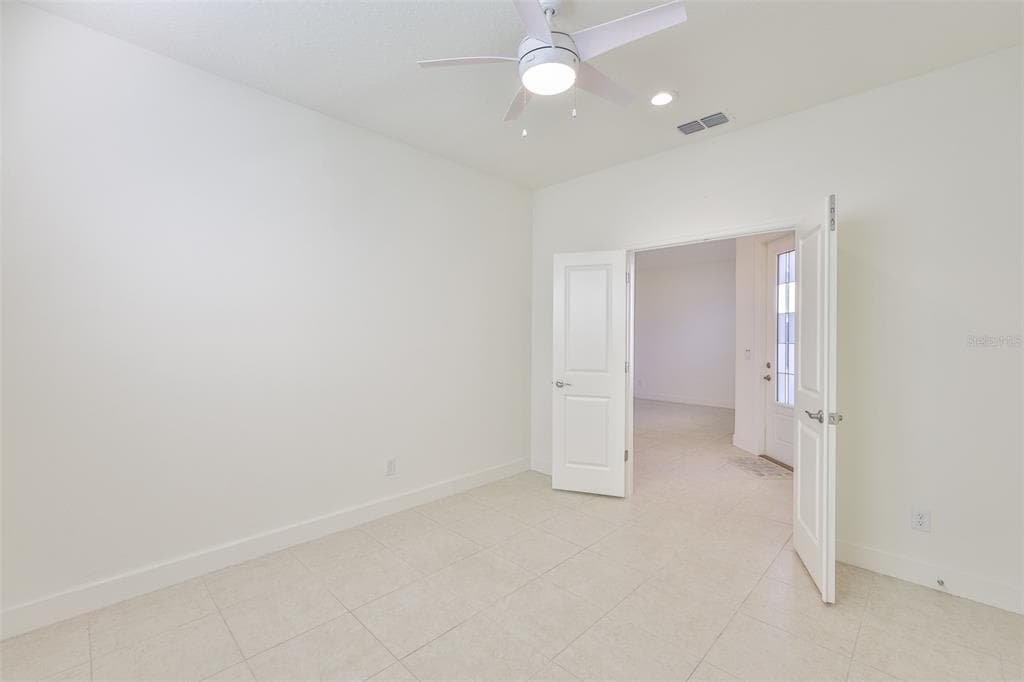 4906 AVILA LAKES DRIVE photo 20
