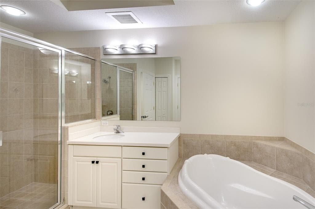 1921 MONTE CARLO DRIVE 603 photo 13