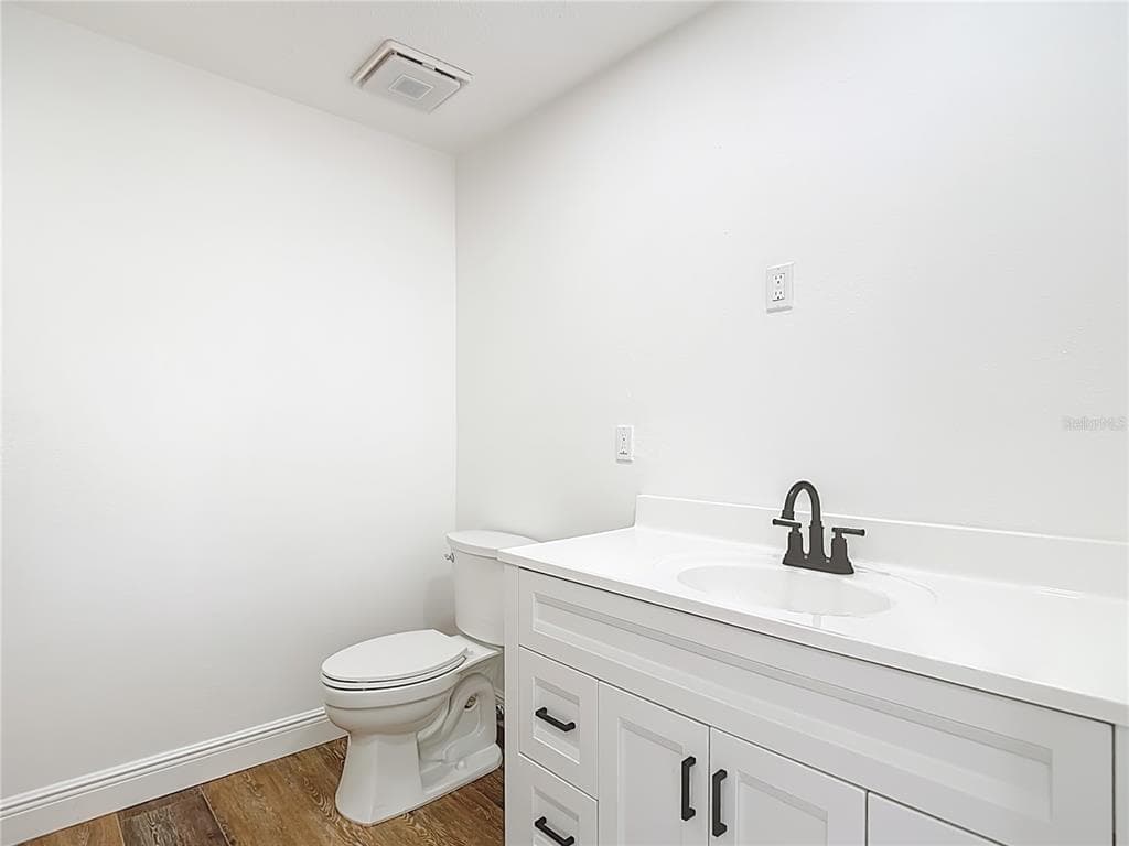 7027 MCCRAY DRIVE photo 20