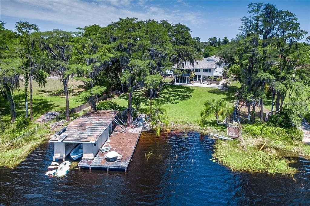 18620 WAYNE ROAD photo 9
