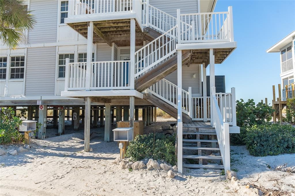 7466 PALM ISLAND DRIVE 2911 photo 2