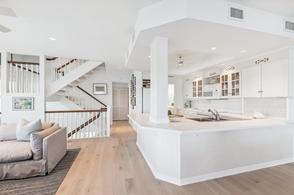 45 SEAWATCH LAKE DRIVE photo 9