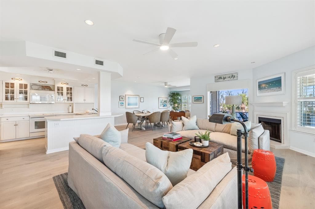 45 SEAWATCH LAKE DRIVE photo 4