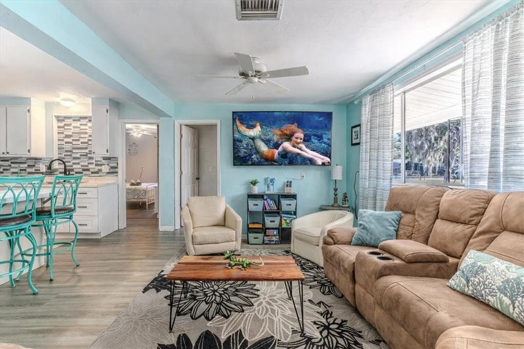 5261 CIRCLE DRIVE photo 17