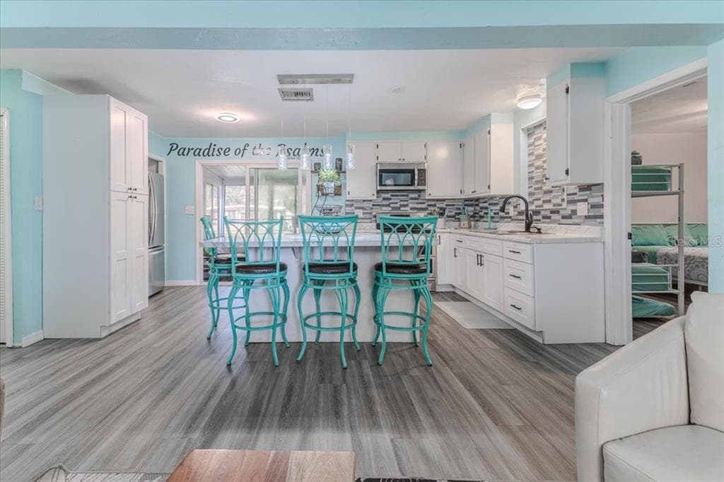5261 CIRCLE DRIVE photo 20