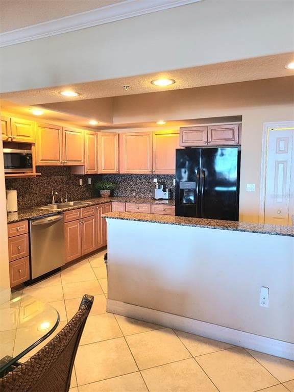 711 S ATLANTIC AVENUE Unit 202 photo 14