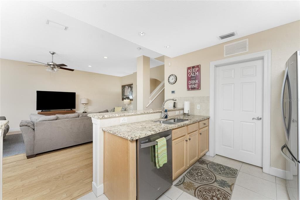 10641 LEMON CREEK LOOP 102 photo 15