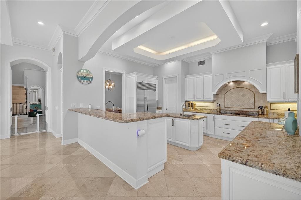 4102 CAUSEWAY VISTA DRIVE photo 8