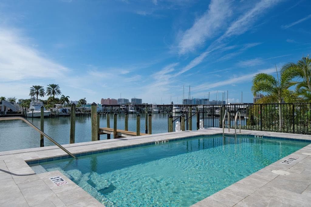211 DOLPHIN POINT 301 photo 1