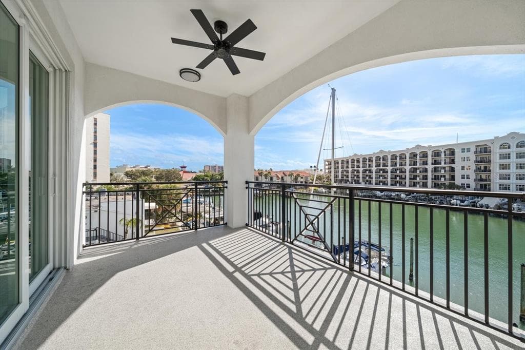 211 DOLPHIN POINT 301 photo 4