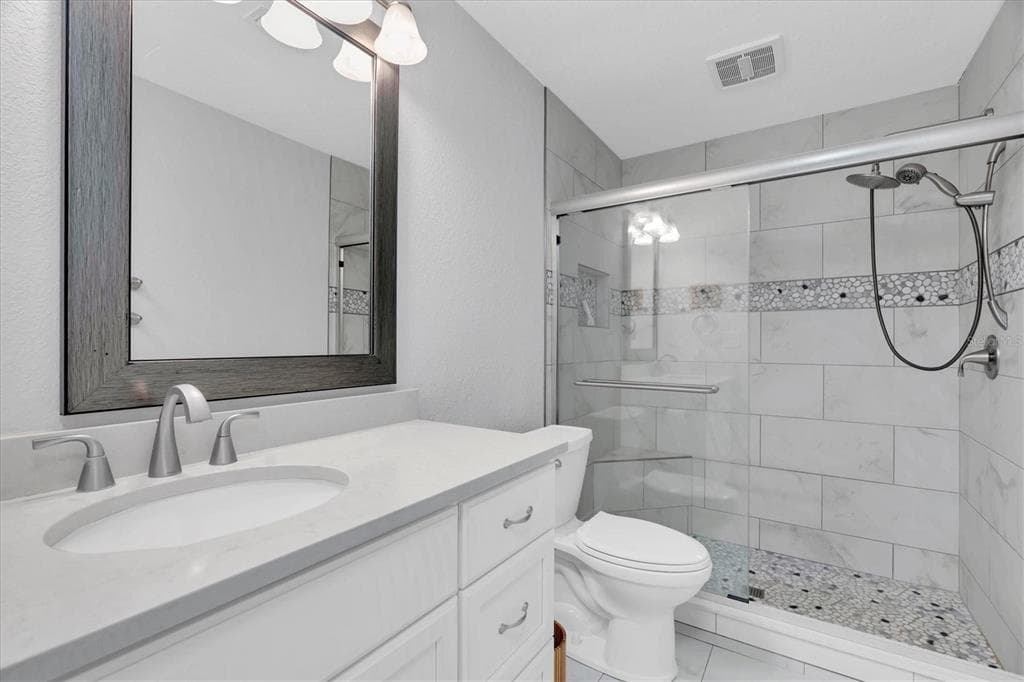 4935 62ND AVENUE S photo 18