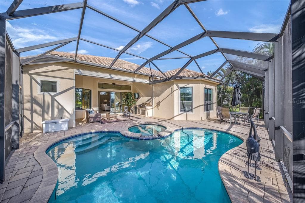 7108 CALLANDER COVE photo 7