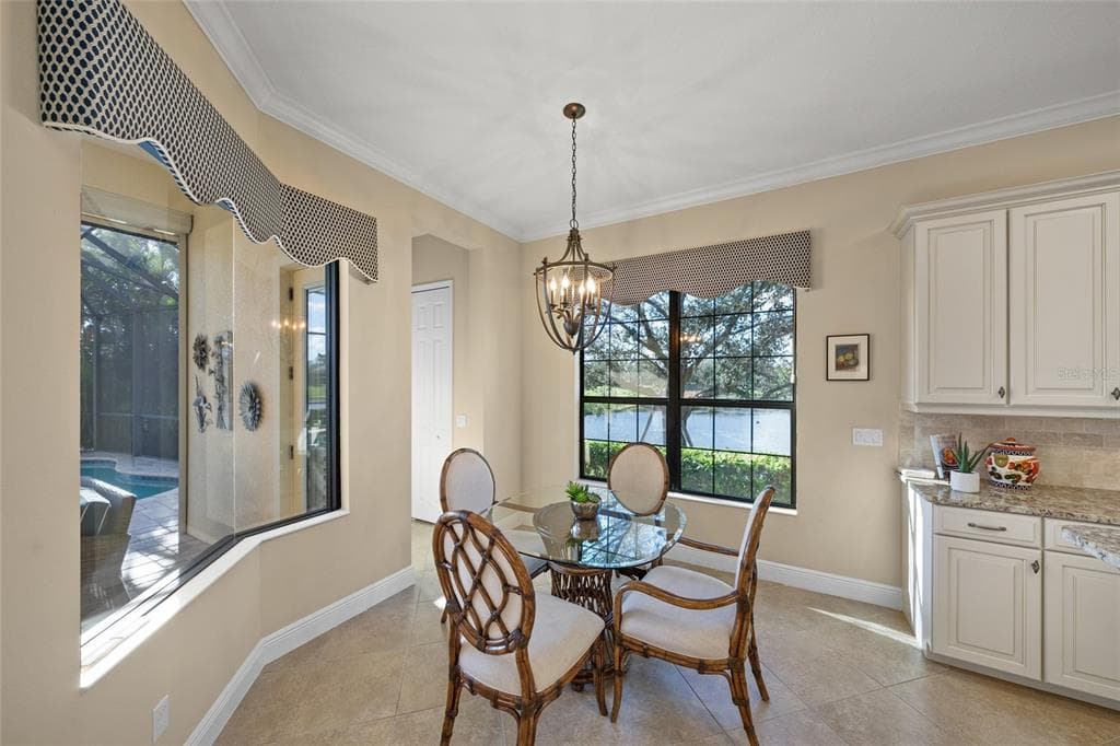 7108 CALLANDER COVE photo 15