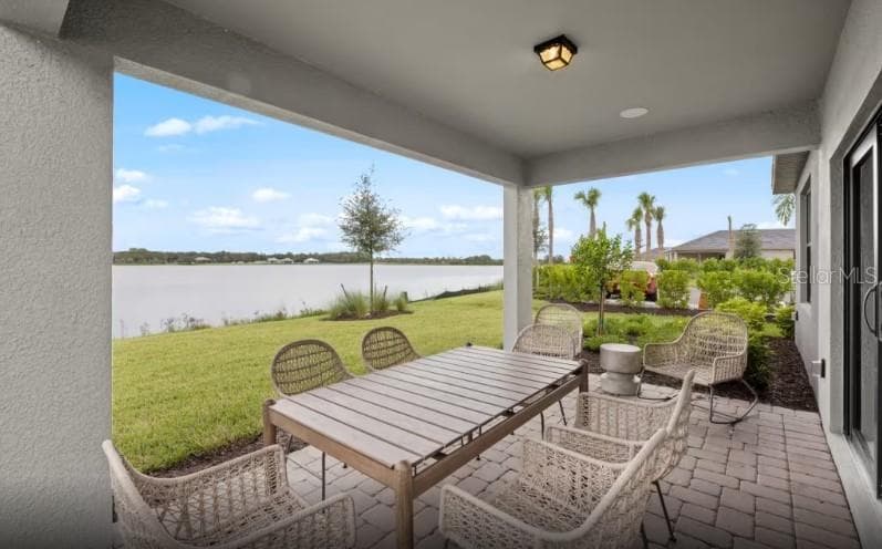 810 BALLEBY TRAIL photo 16