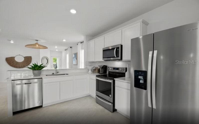 810 BALLEBY TRAIL photo 4