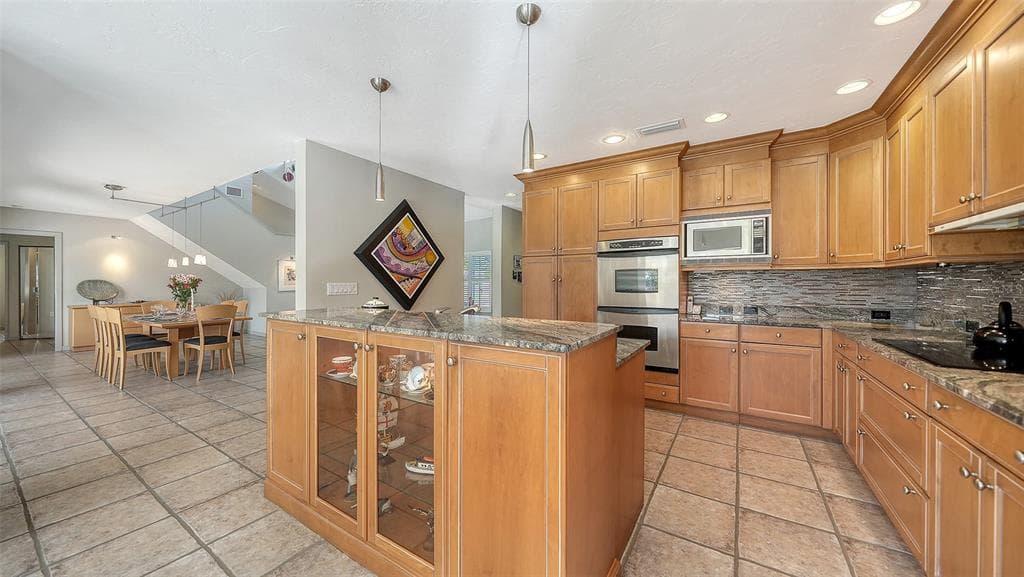 7430 COVE TERRACE photo 14