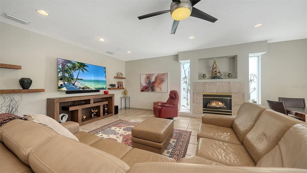 7430 COVE TERRACE photo 19