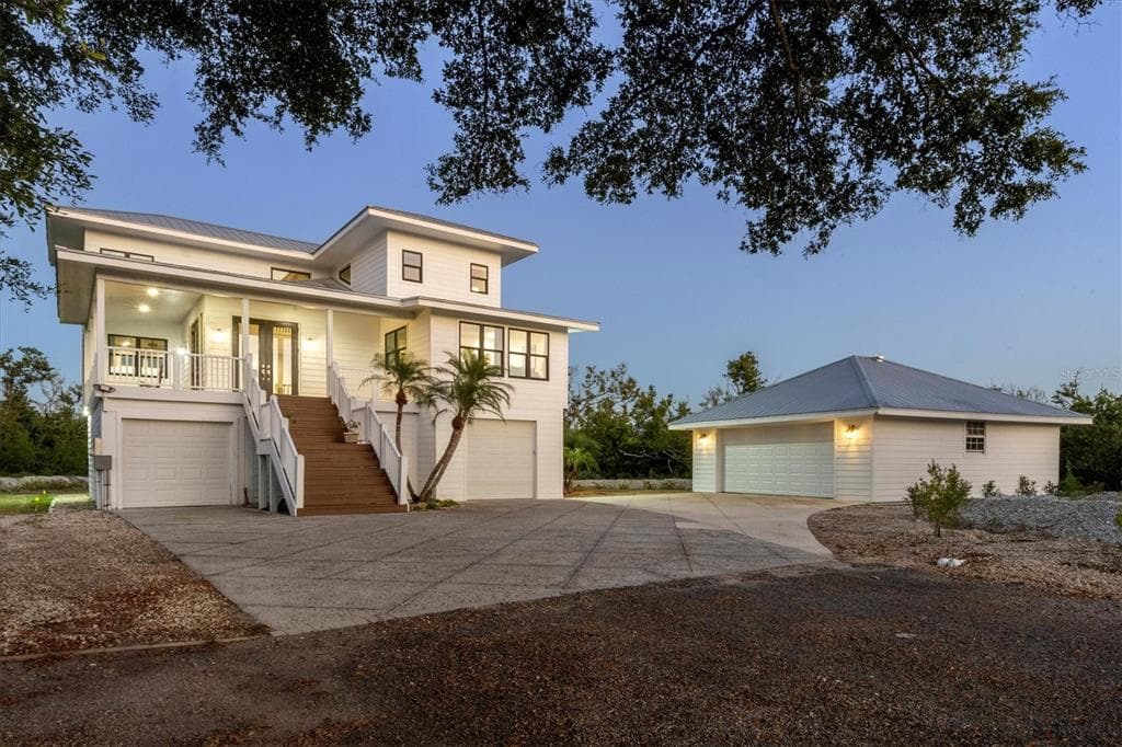5010 GROUPER HOLE COURT photo 4