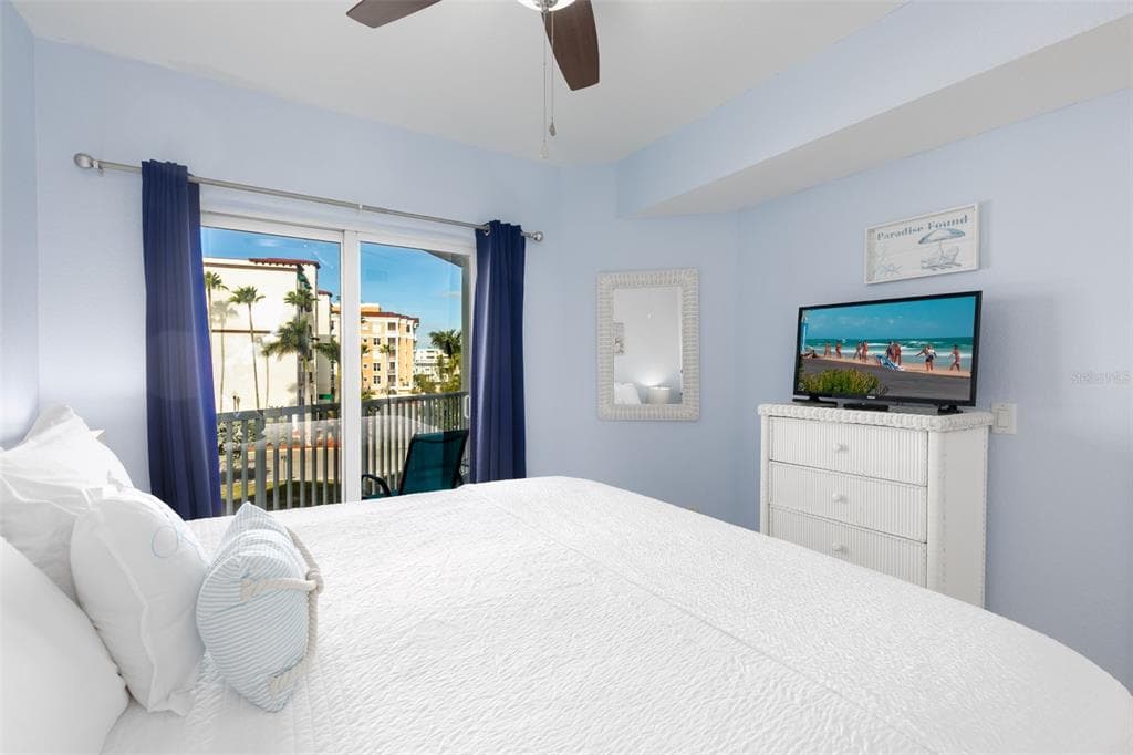 12000 GULF BOULEVARD 311N photo 20