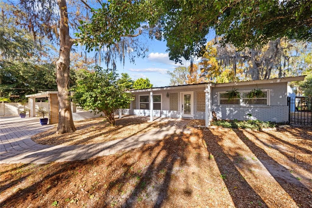 4321 RUMMELL ROAD photo 2