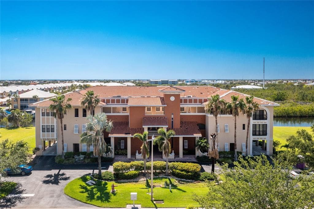 3311 PURPLE MARTIN DRIVE #126 1