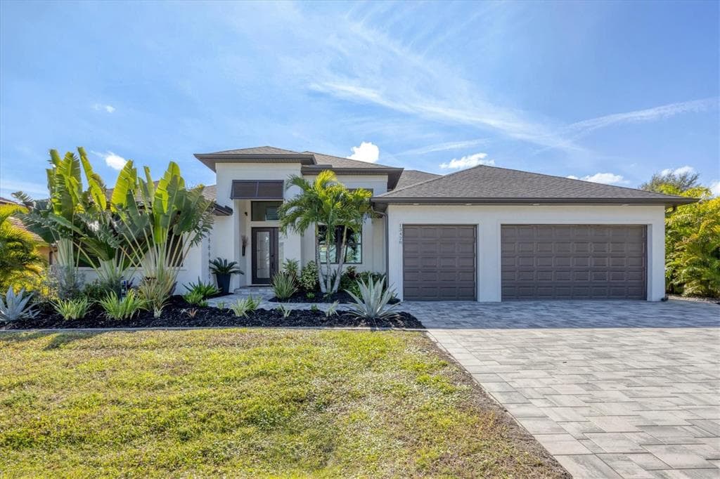 13428 AMARYLLIS CIRCLE photo 1