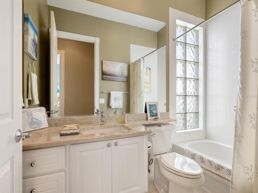 7675 ULIVA WAY photo 22