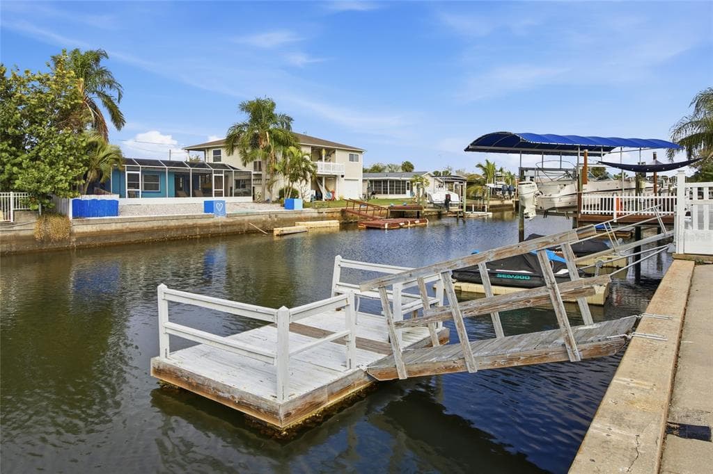 7417 MAKO DRIVE photo 23