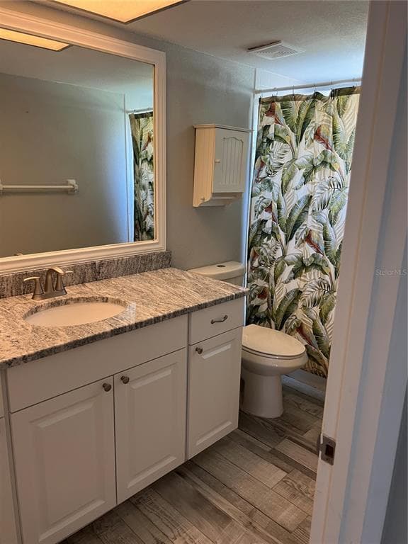 8211 BRENT STREET 828 photo 12