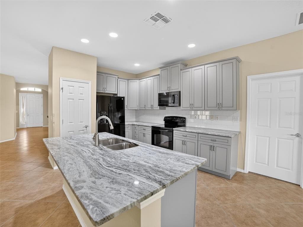 348 CEDAR FALLS DRIVE photo 7